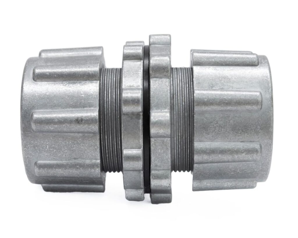 Conexão passa-muro para válvula de 1 pol., ideal para sistemas pneumáticos e automação industrial. Robustez…