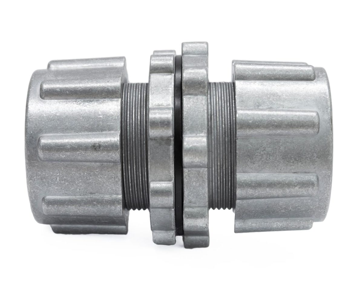 Conexão passa-muro para válvula de 1 pol. SCEG-25, ideal para sistemas pneumáticos e automação industrial.