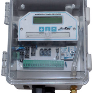 Pressostato diferencial Santec V.2.2MZ em caixa transparente com visor LCD e conectores para automação industrial.